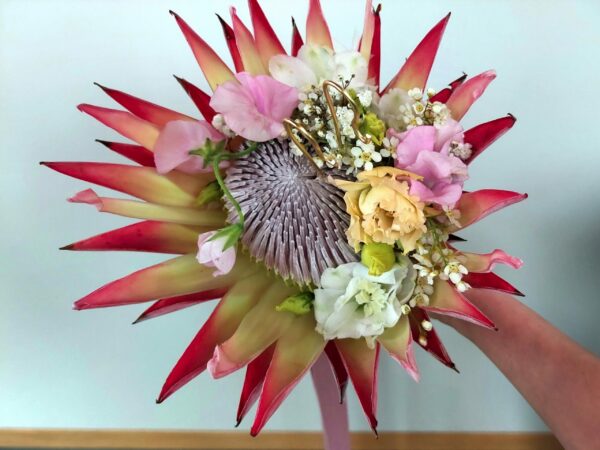 Brautstrauss mit grosser Protea