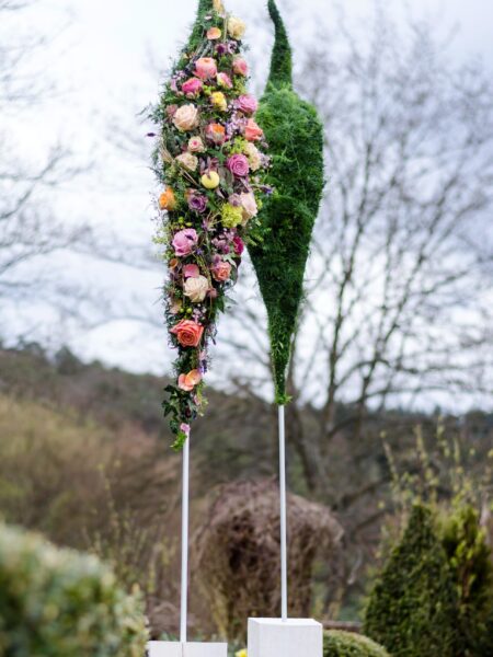 Raumdeko Stelen mit Rosen